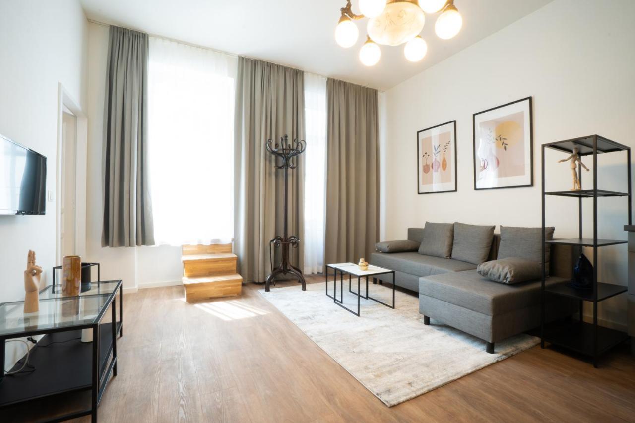 Spacious Apartment With Huge Shared Terrace And Grill Located Between City Centre And Donau River Viena Exterior foto